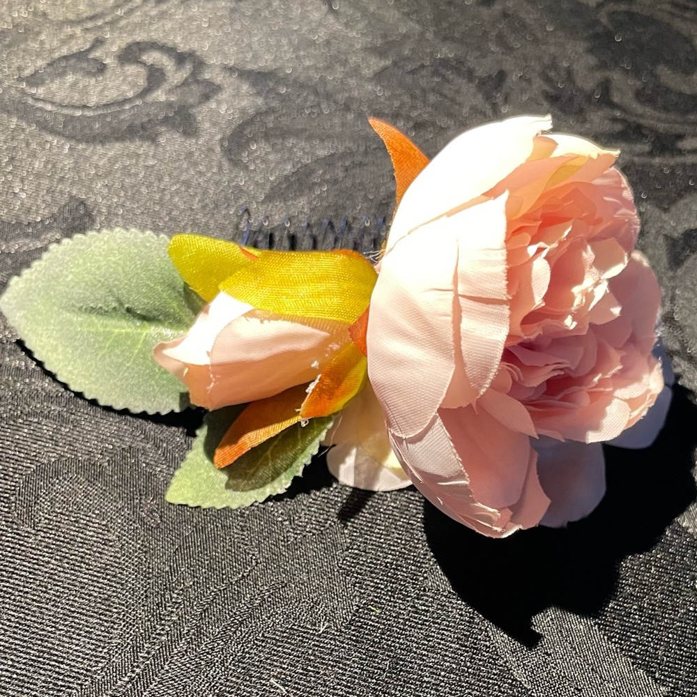 Hair accessory, silk flower hair comb, handmade
